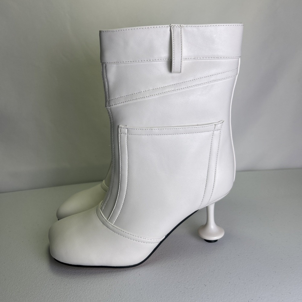 GPXGPX White Trouser Pocket Ankle Boots Size 7 NIB Flared Sculptural Heel‎